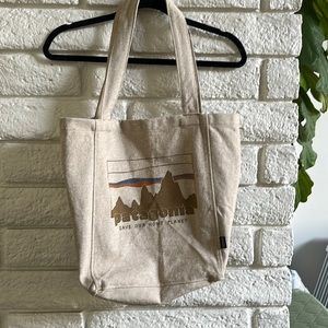 Patagonia tote